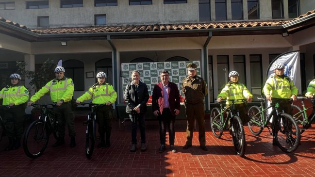 Entregan bicicletas a Carabineros para reforzar patrullaje preventivo en Rancagua