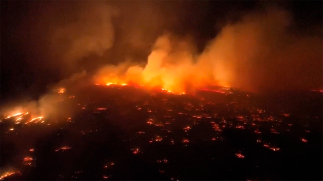 [video] Vista Aérea De Los Incendios Forestales Que Se Propagan En