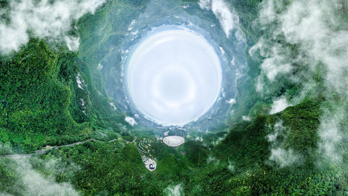 China utiliza robots inteligentes para mantener el telescopio de radio más grande del mundo