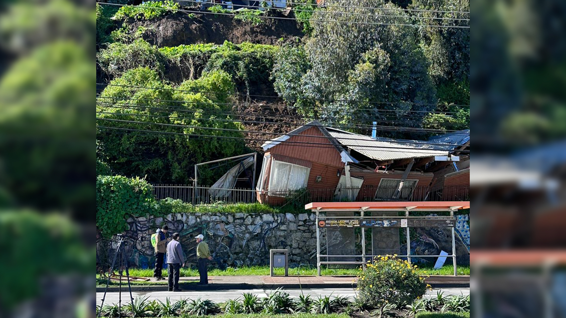 Establecen perímetro de seguridad en Tomé tras remoción en masa