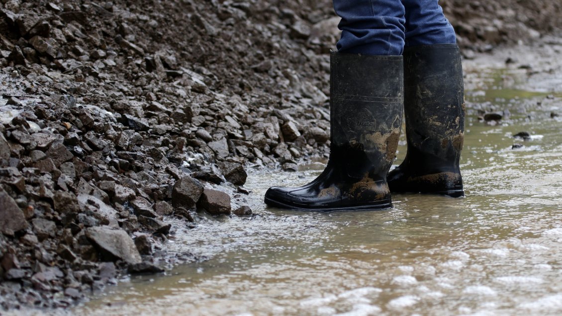 Aluvión obliga a evacuar sector de Colbún