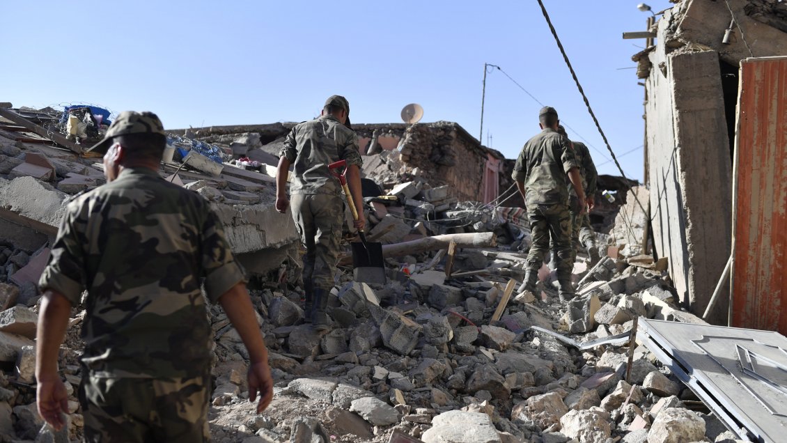 Suben a más de 2.000 los muertos por terremoto en Marruecos