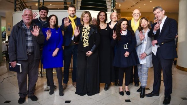 Amarillos firmará compromiso del Gobierno, pero no irá a actos con 