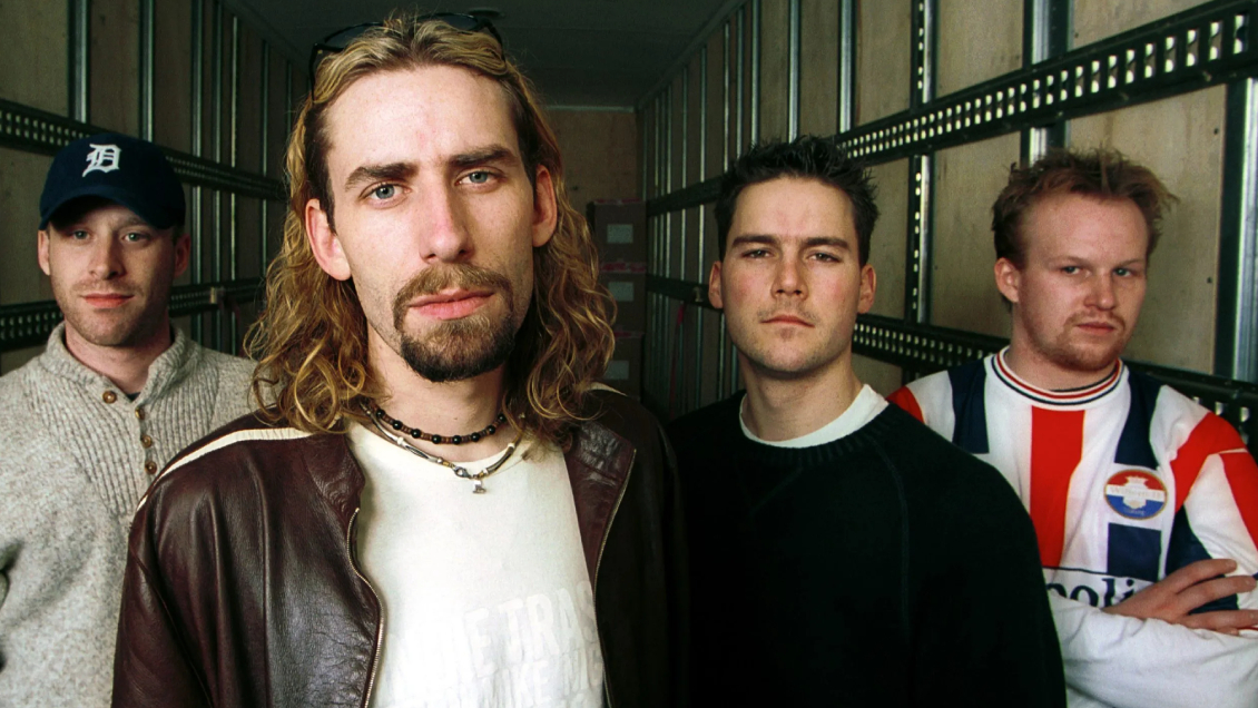 Nickelback en 2001