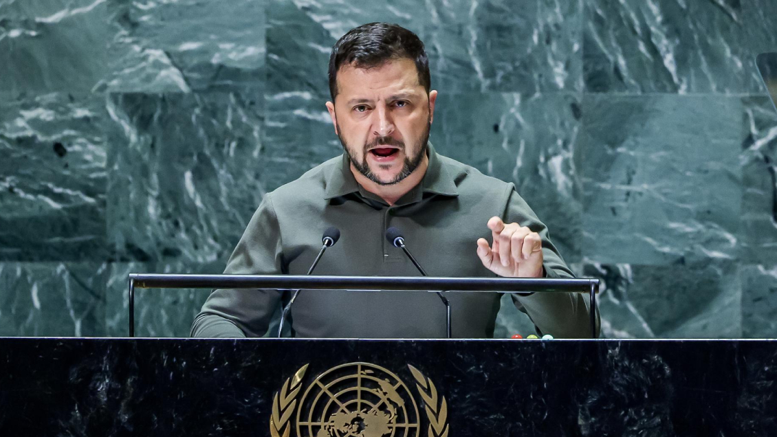 Rusia busca ganar apoyos con tratos bajo la mesa, según Zelenski