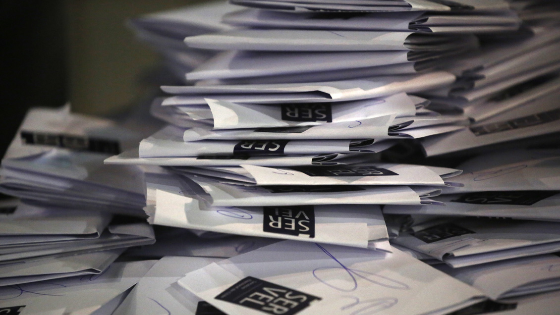 Nueva Constitución no limitará financiamiento de partidos sólo a platas públicas