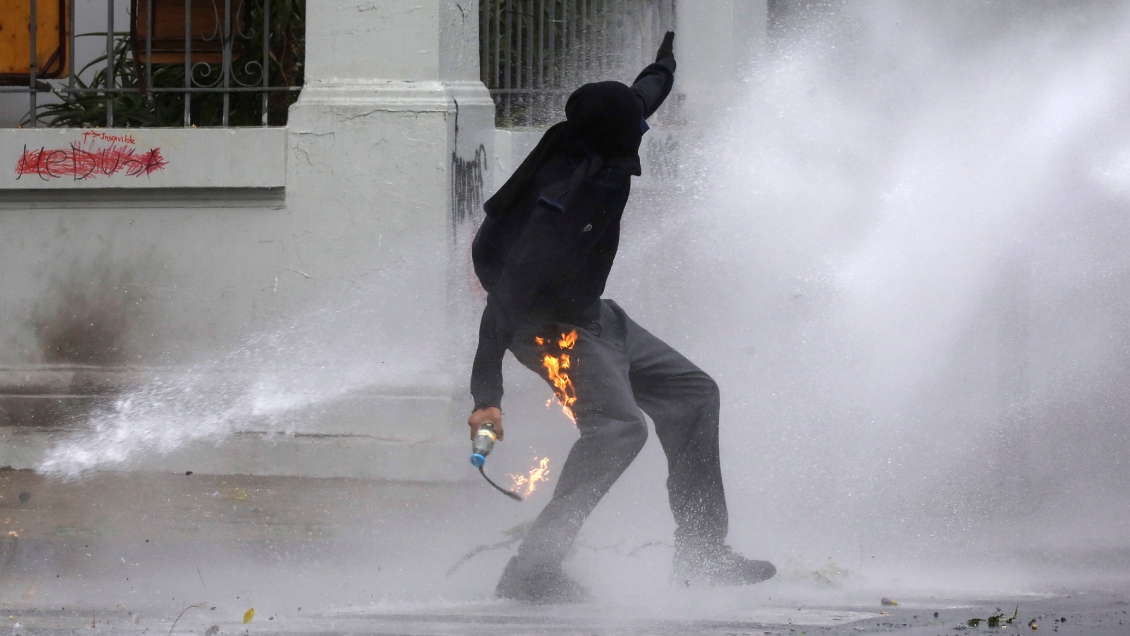 Amenazaron con quemar vivo a un inspector del Liceo de Aplicación