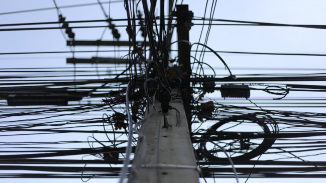 Hombre murió electrocutado en Pudahuel: se sospecha robo de cables