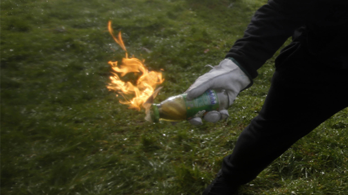 Casa en Maipú fue atacada con bombas molotov