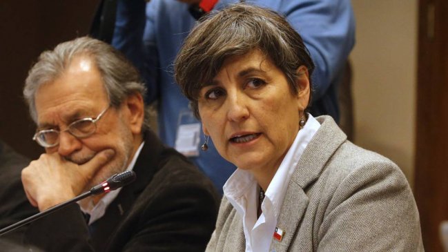 Ministra de Salud desdramatiza posible acusación y destaca su gestión