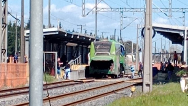 Al menos cinco heridos por nuevo accidente entre bus y tren en San Pedro de la Paz