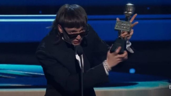 Peso Pluma destrona a Bad Bunny en los Billboard de la Música Latina 2023