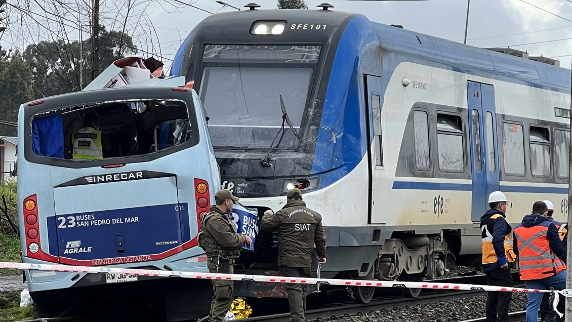 Alcalde de San Pedro de la Paz presentó recurso contra el Estado por choque de micro y Biotrén