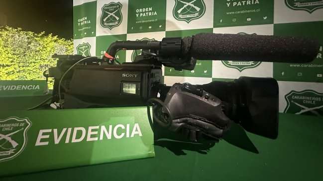 Carabineros recuperó cámara robada a productora de Santiago 2023