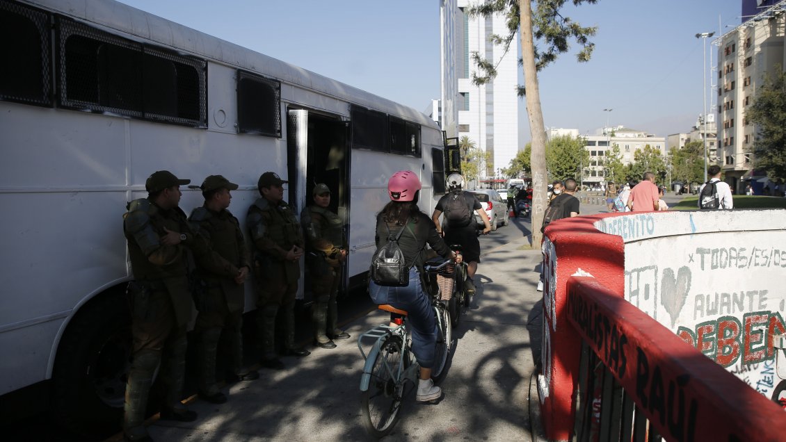 18 de octubre: Protestas en Santiago culminan con 33 detenidos