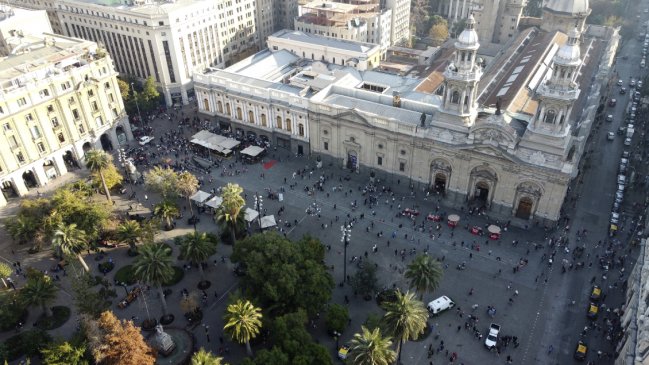Cinco años de cárcel para mujer que asaltó a transeúnte en Plaza de Armas