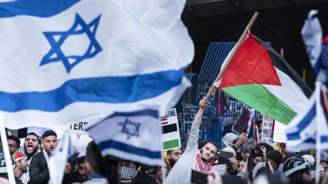 China insta a una solución política al conflicto palestino-israelí