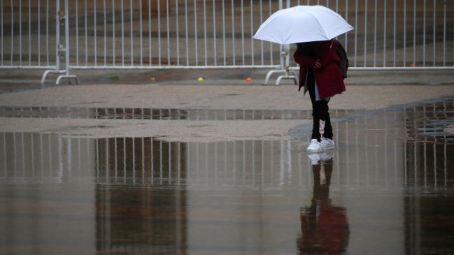 Pronostican fuertes lluvias para este fin de semana en la Región Metropolitana