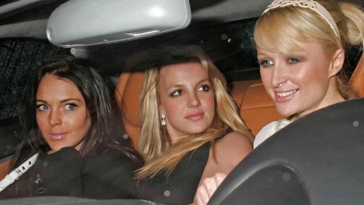 Britney Spears de fiesta con Paris Hilton y Lindsay Lohan
