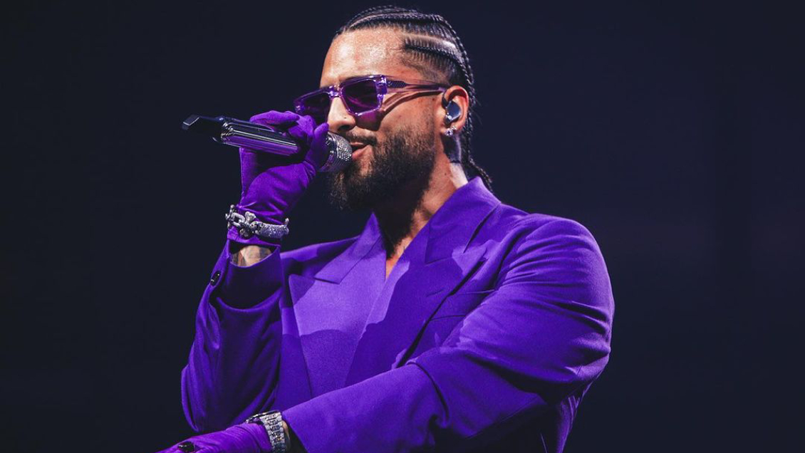 Captan a Maluma agrediendo a un fan en medio de concierto