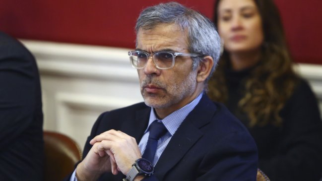 Cordero explicó designación de hermana de diputado PS como notaria