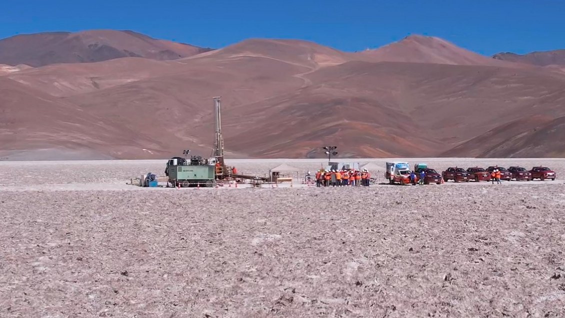 Firma francesa invirtió 95 millones de dólares para explotar litio en Atacama