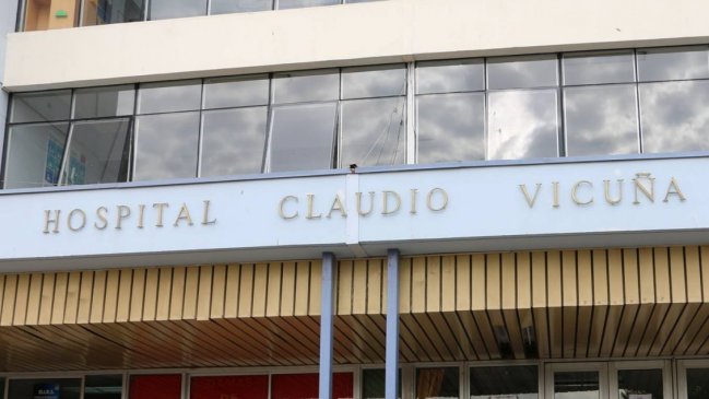 Muerte de guagua en San Antonio: Diputado negó que única cama estuviese en Arica