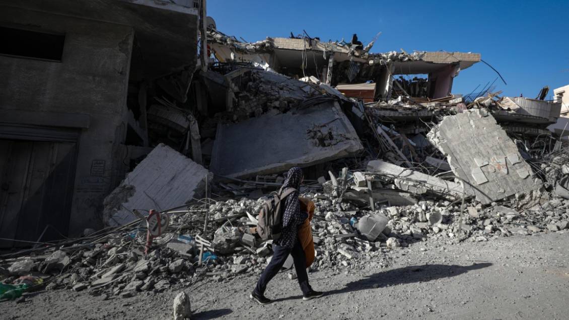 Entró el primer camión con combustible a Gaza desde el inicio de la guerra