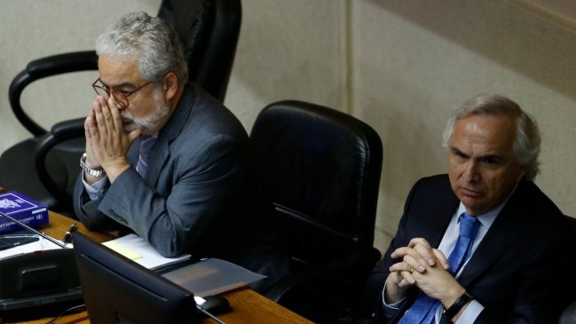 Chadwick retiró sus pertenencias de la oficina que compartía con Hermosilla