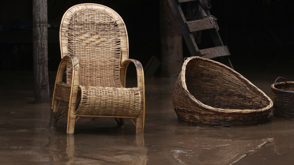 Alcalde acusa que emprendedores damnificados por inundaciones han recibido 