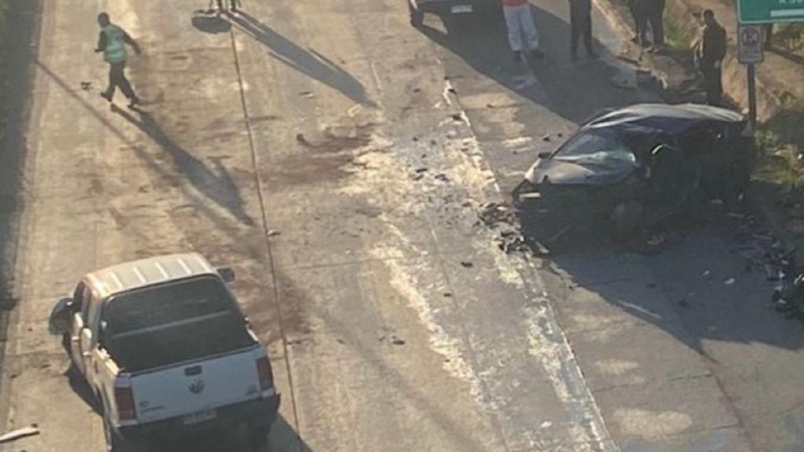 Adulto mayor murió tras ser chocado por auto que iba contra el tránsito