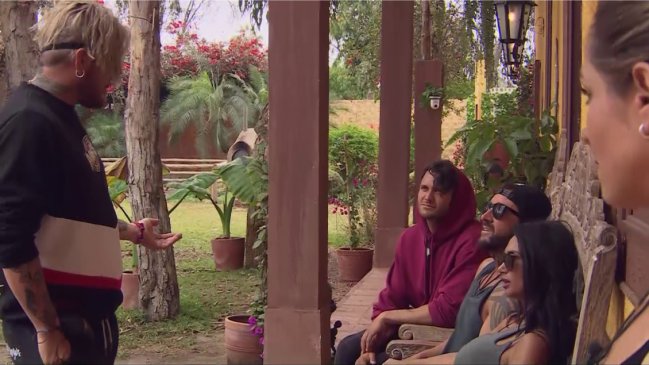 Alto en cringe: La incómoda pelea de Longton y Junior Playboy en 