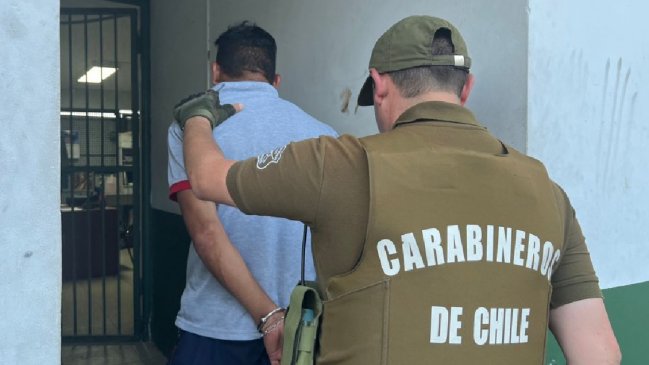  Carabineros detuvo a delincuente tras persecución por varias comunas  