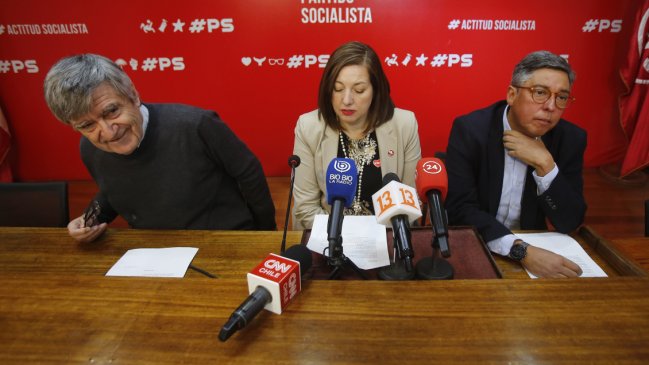 Directiva PS respalda a Montes y llama al Gobierno a 