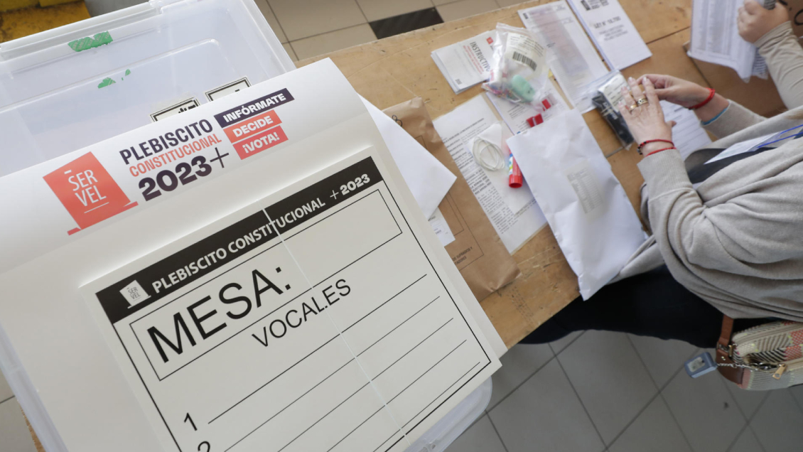 Vocal de mesa fue a comprar cigarros y no volvió