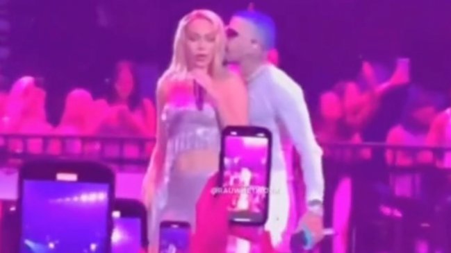 Bad Gyal se negó a bailar con Rauw Alejandro en un show: 