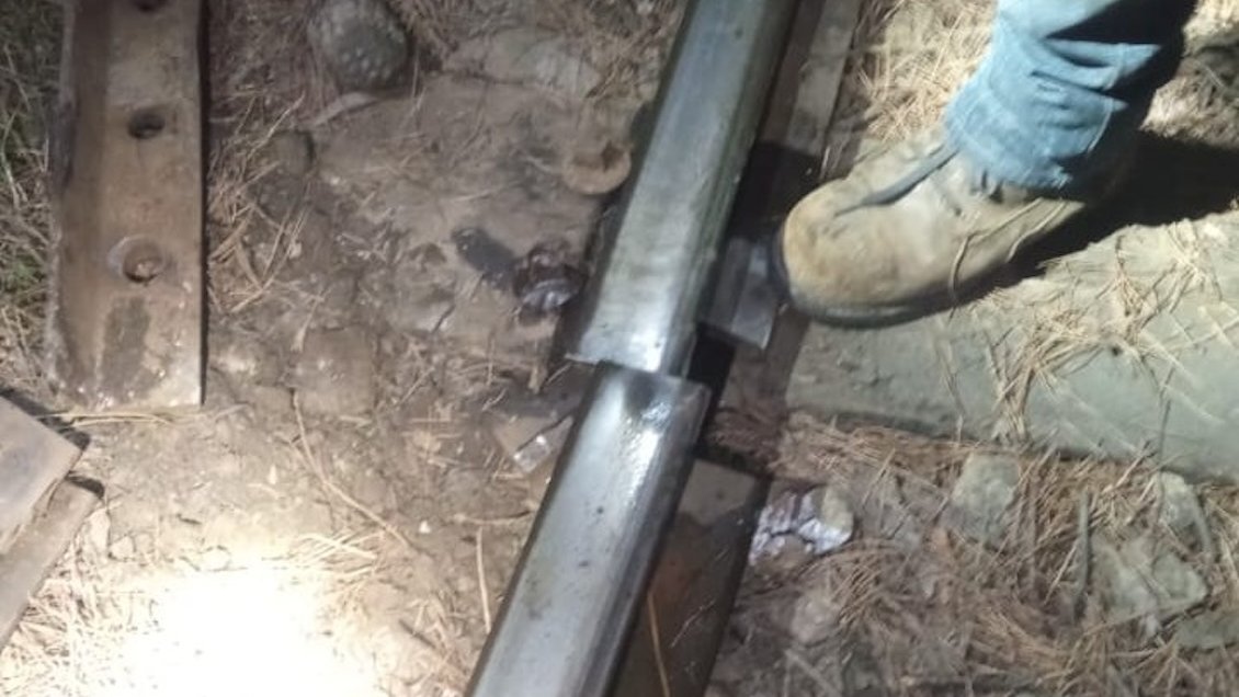 Atentado contra la vía férrea en Lota reivindica al asesino del cabo Naín