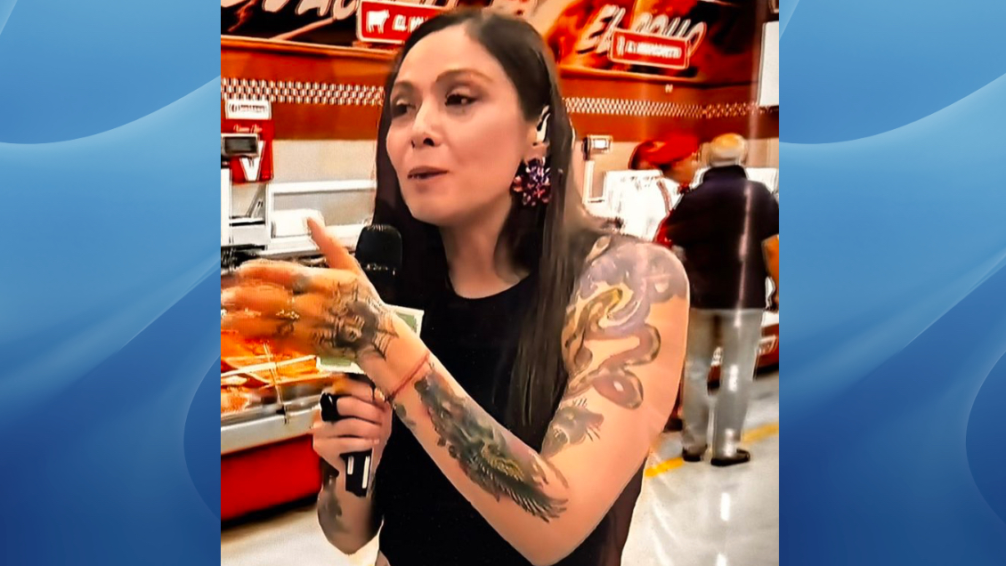 Periodista de Mega respondió a tuitera que la trató de ordinaria por sus tatuajes