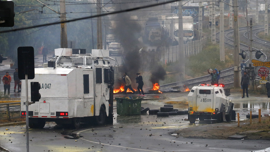 Pescadores levantaron barricadas en diversos puntos de Valparaíso