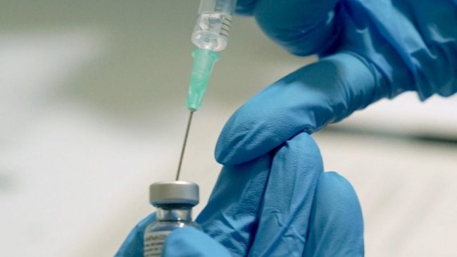  Diputados UDI critican millonarias pérdidas por vacunas anticovid vencidas  