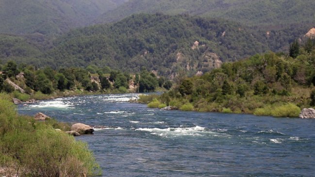 Hallan muerto a hombre que se lanzó al Río Biobío y salvó a su hija