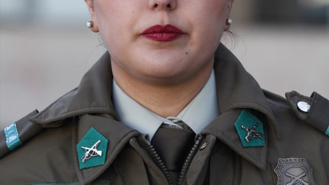 Capitana de Carabineros es investigada por acoso sexual contra subalternos