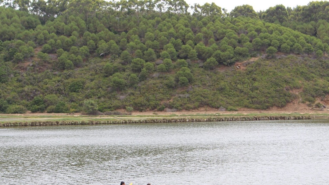 Adolescente murió tras caer a una fosa en laguna de Pichilemu