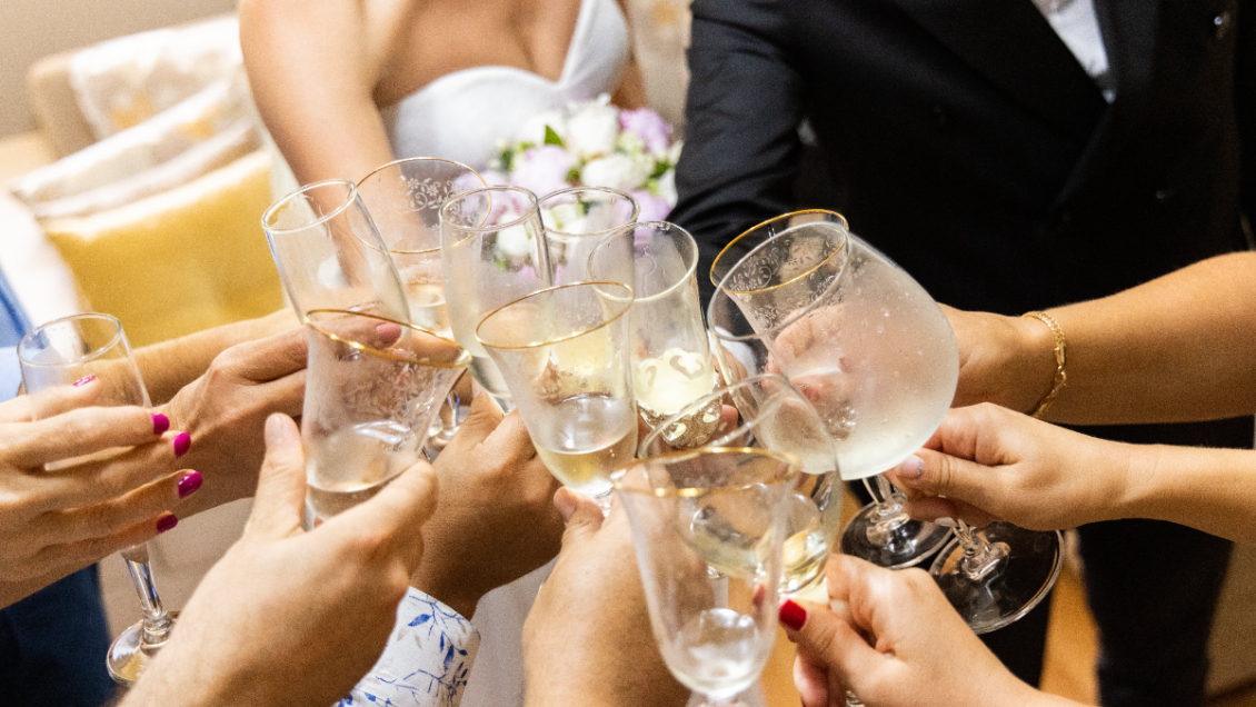 Condenan a empresa de eventos a indemnizar a una mujer tras accidente en matrimonio en Chicureo