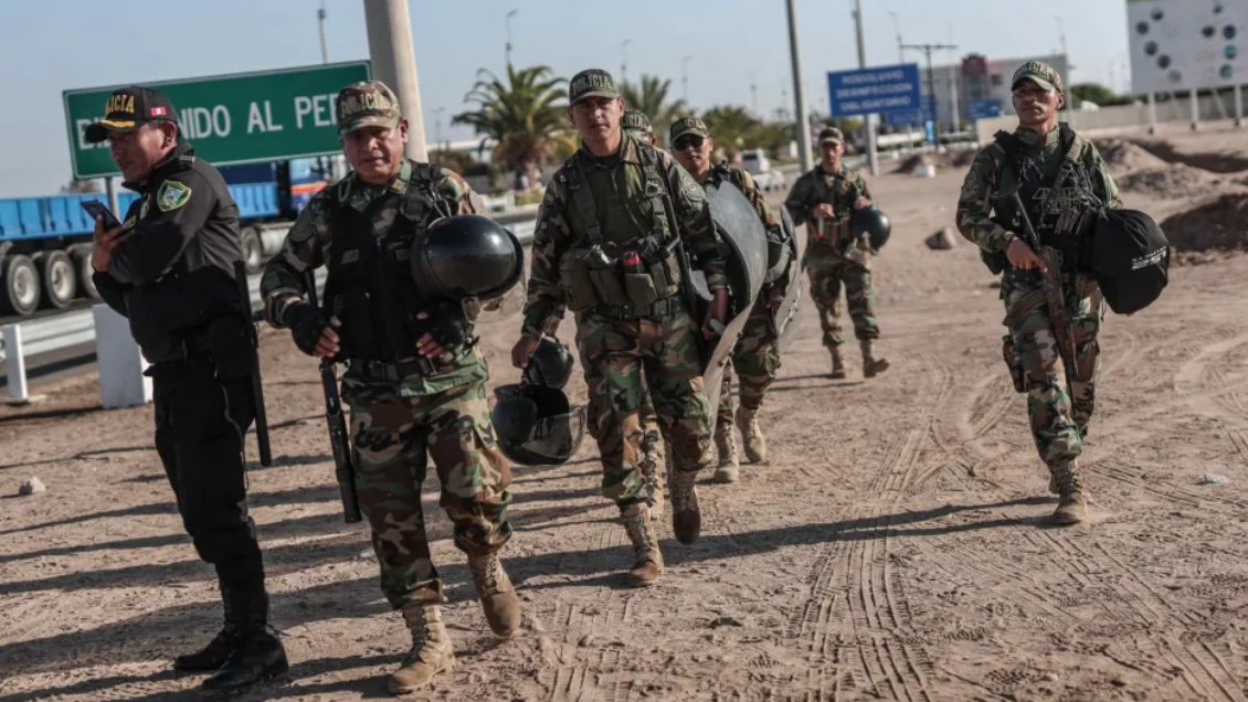 La ola de violencia en Ecuador causa temor en Perú, que declara emergencia en la frontera