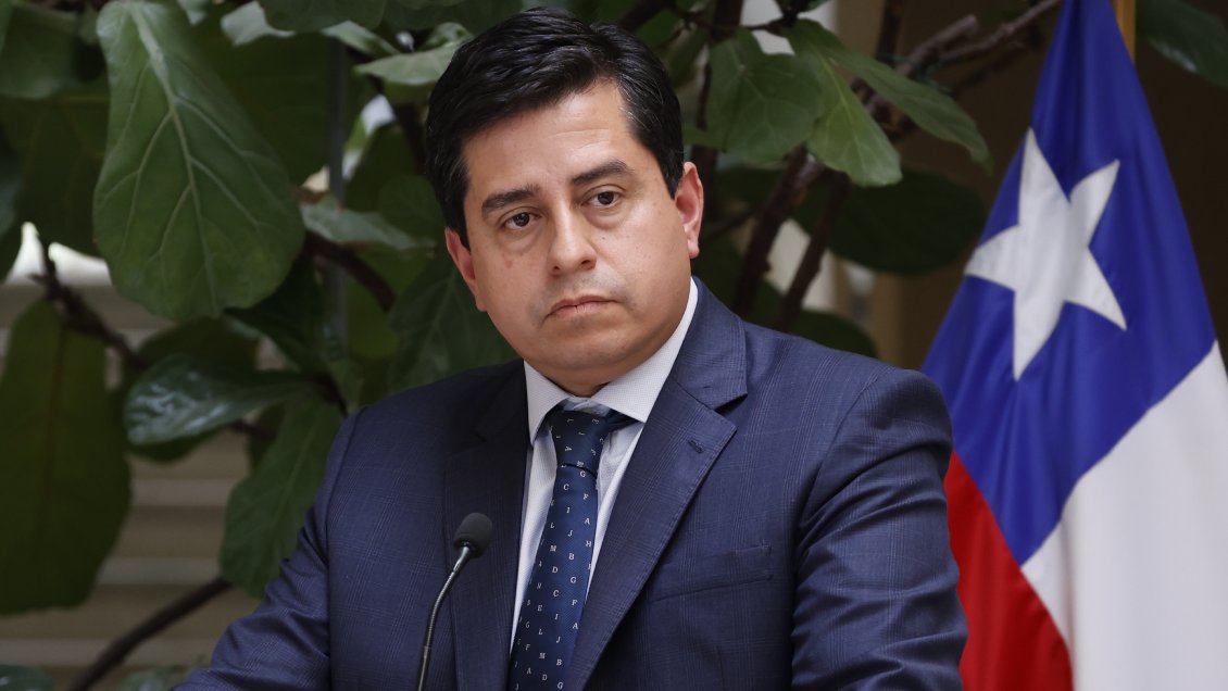 Senador Pedro Araya se inscribió en el PPD