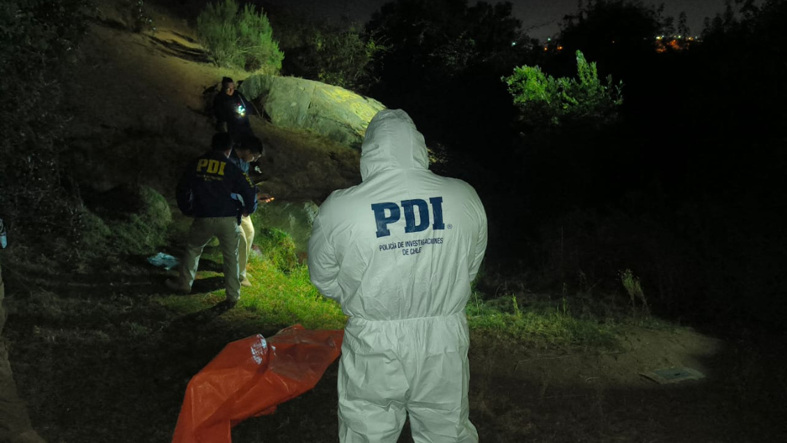 Dos sujetos asaltaron a un tercero en Viña del Mar: Víctima apuñaló a uno de ellos y fue detenido