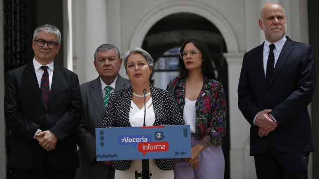 Salomónico: Gobierno cedió y se cuadró con la propuesta del 3 y 3