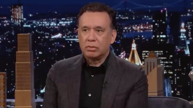 Viralizan imitación del comediante Fred Armisen hablando como chileno