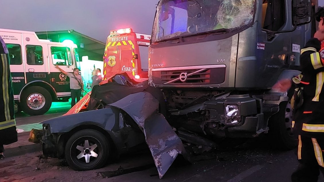 Amplían detención de camionero que causó fatal colisión múltiple en Antofagasta